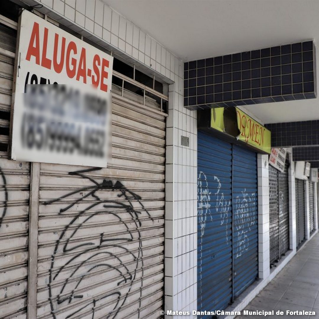 ? Pandemia impactou no fechamento de 75 mil lojas brasileiras