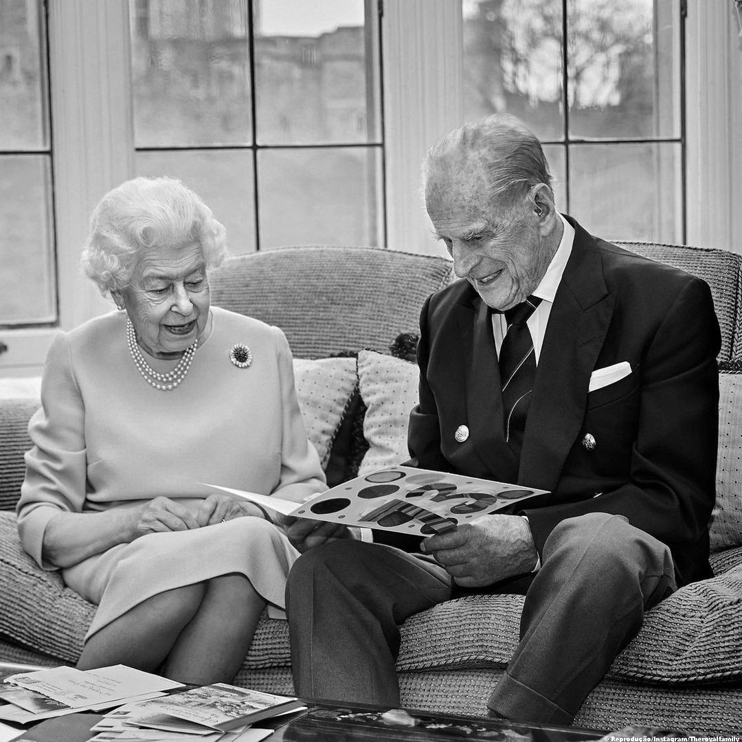 ⚫ Morre aos 99 anos o príncipe Philip marido da rainha Elizabeth II