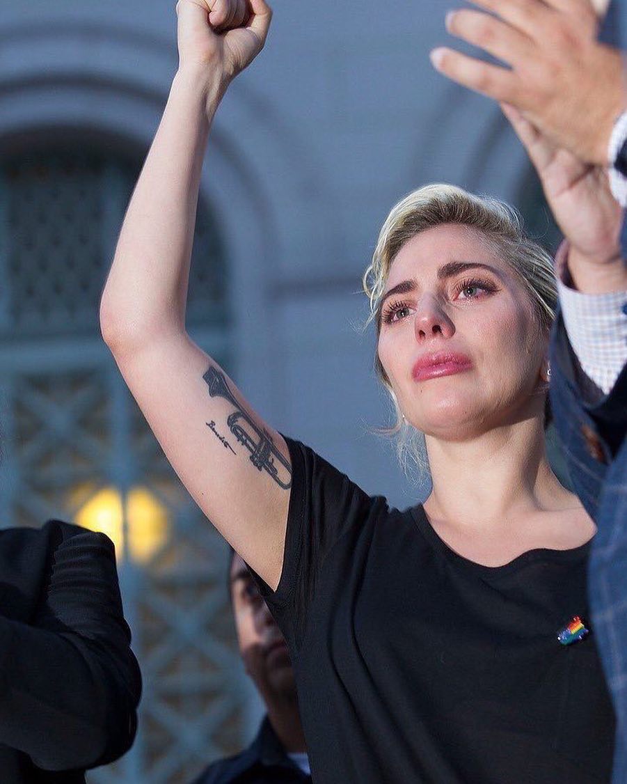 ? Lady Gaga revela que engravidou após ser estuprada aos 19 anos