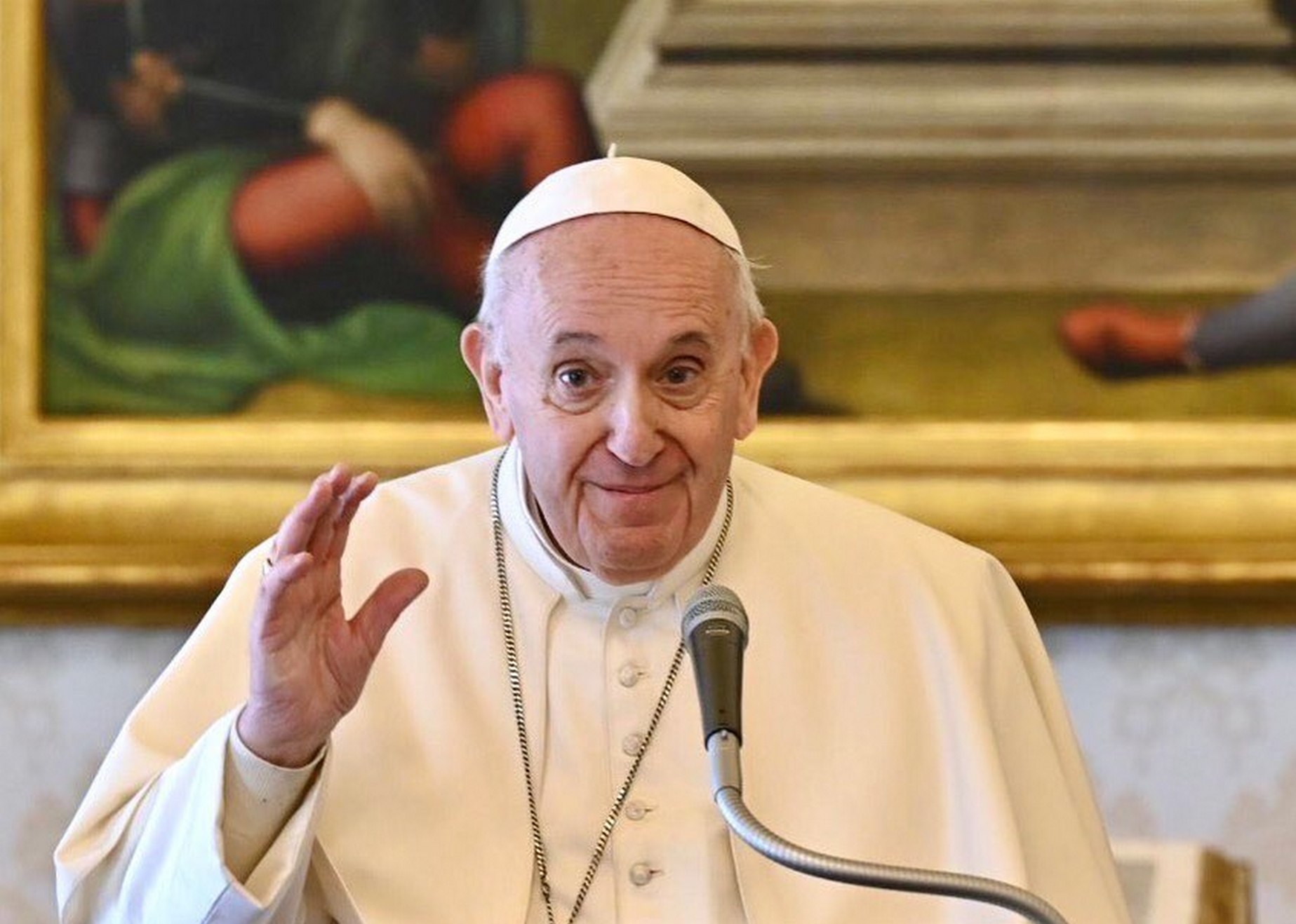 ? Imprensa repercute piada do Papa sobre brasileiros ao responder padre paraibano