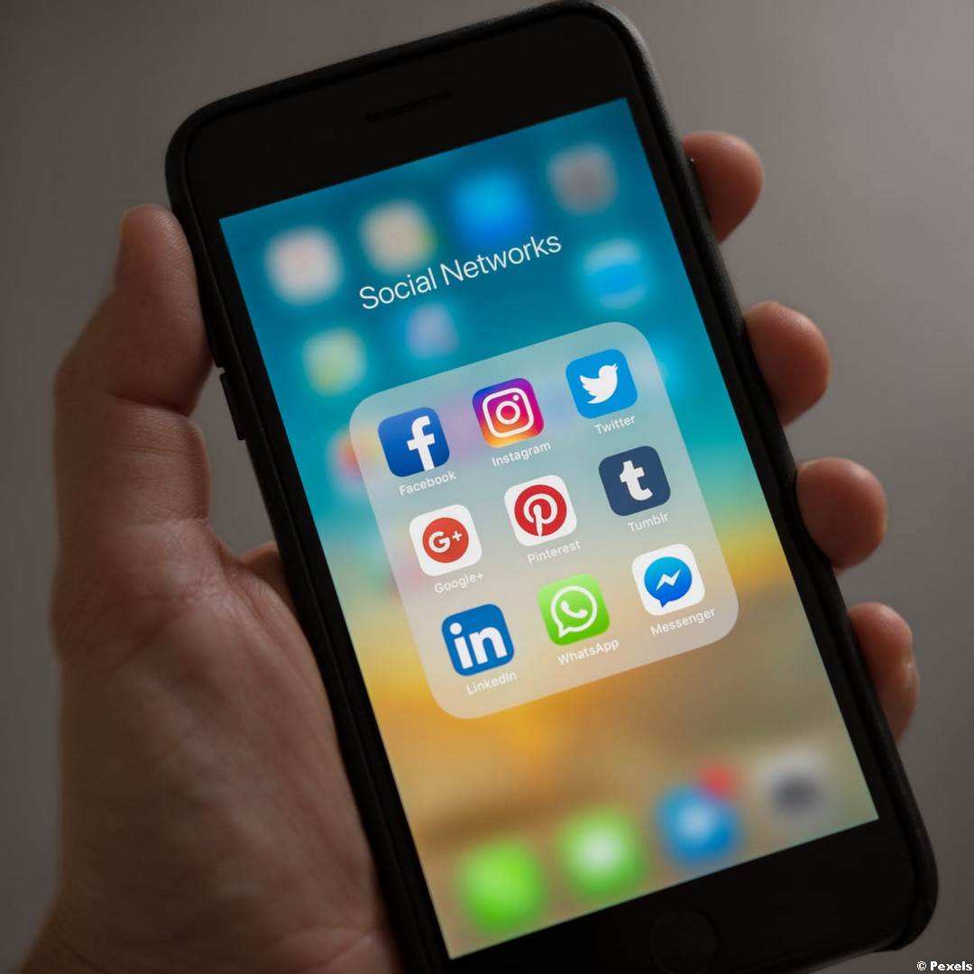 📲 Redes sociais voltam a normalidade após instabilidades no Whats, Instagram e Facebook