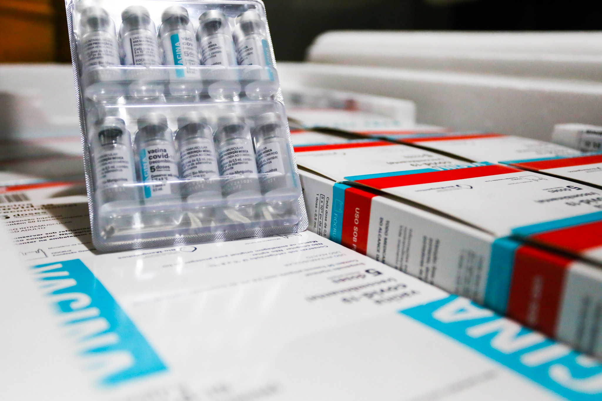 ? Mais de 108 mil doses de imunizantes são distribuídas entre os municípios paraibanos