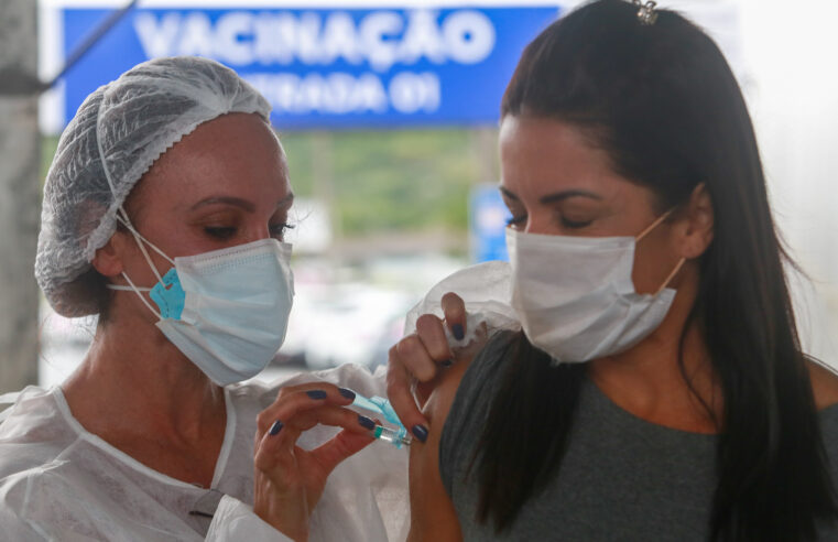 💉 Cajazeiras e mais 4 cidades da região tem melhor desempenho da Paraíba na vacinação em outubro