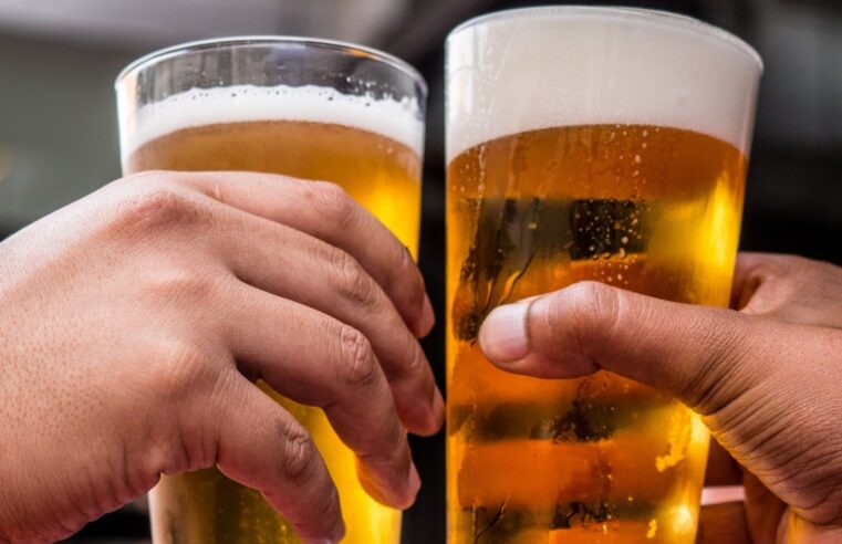 🍺 Consumo exagerado de álcool deixa marcas físicas nas células do esôfago e pode levar ao câncer