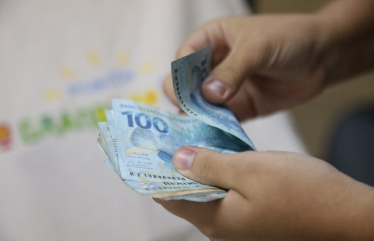💵 Salário mínimo de 2022 deverá ter reajuste acima de 10% e chegar a R$ 1.210