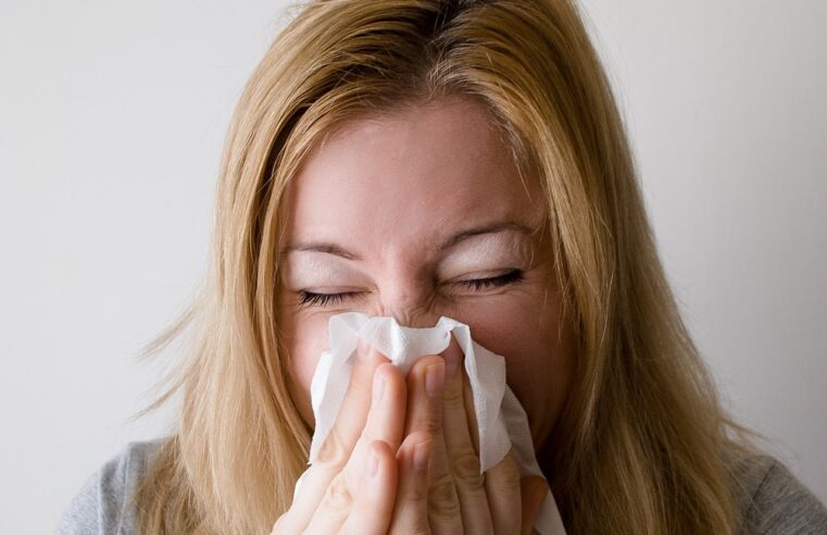 🤧 Conheça os principais sintomas do tipo de gripe que vem provocando surtos por todo país