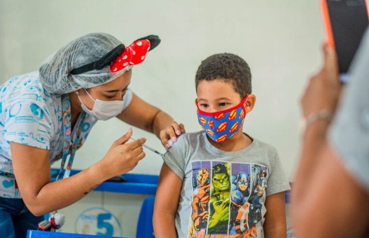 ?? Estados e Saúde recorrem a ‘resto’ de CoronaVac para imunizar crianças