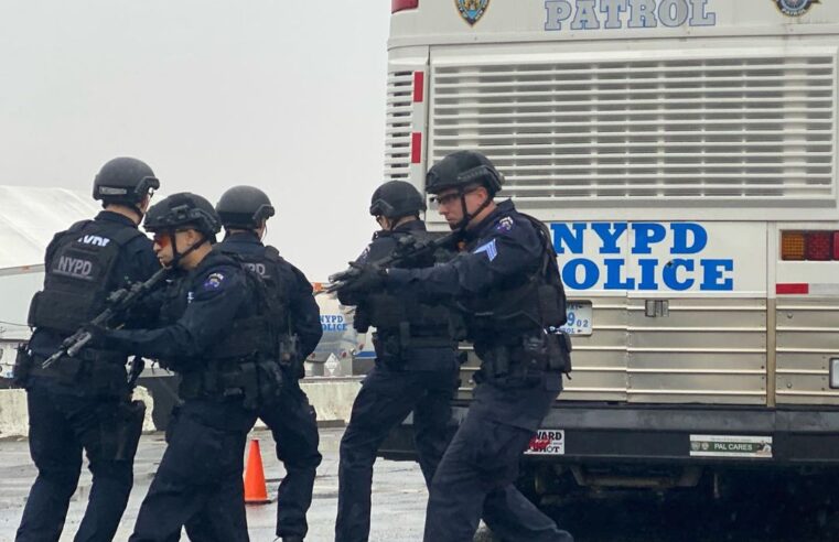 🇺🇸 Polícia prende suspeito de ataque a tiros que deixou 29 feridos em Nova York