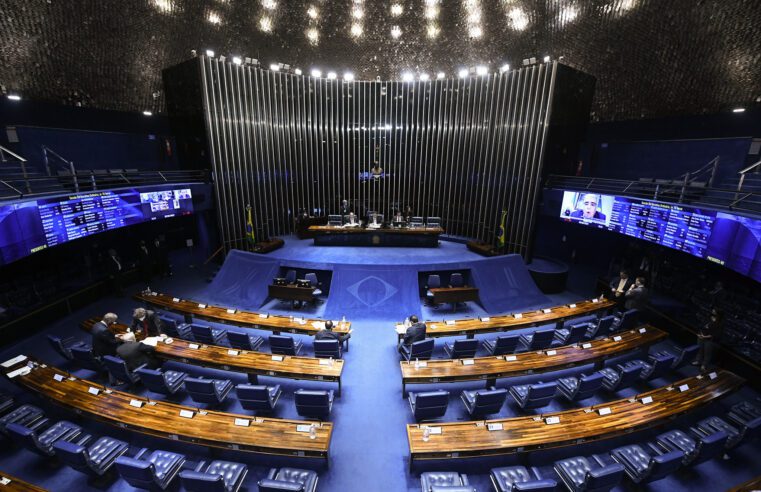 💵 Senado aprova PEC do estado de emergência para turbinar benefícios sociais em ano eleitoral