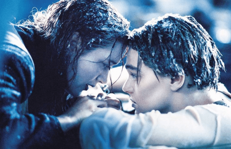 🛳 Titanic completa 25 anos, e, sim, Jack teria morrido mesmo se subisse na porta que salvou Rose