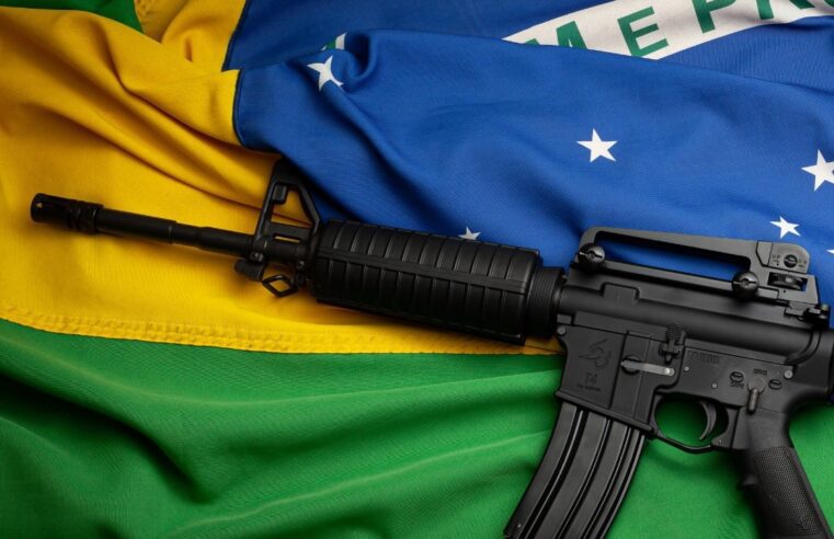 🔫 Quantidade de armas em acervos particulares quase triplica no Brasil entre 2018 e 2020