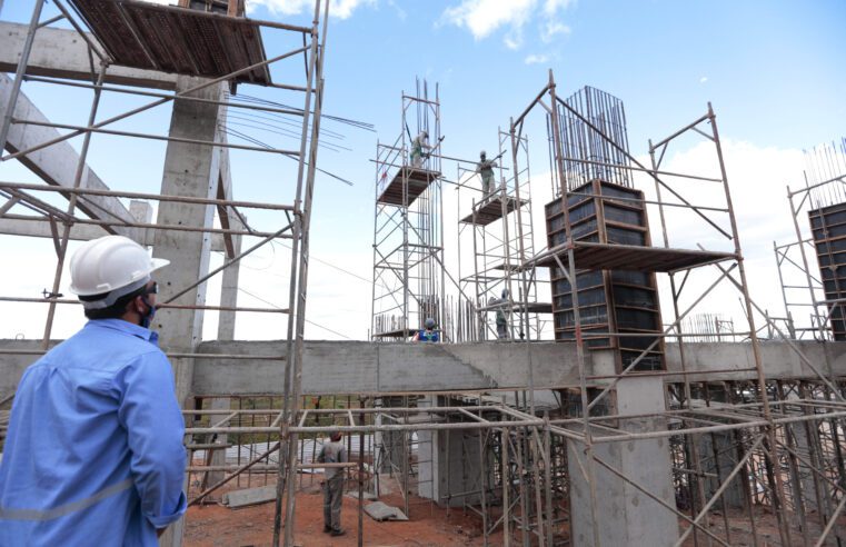 🧱👷🏻‍♂️ Indústria da construção está empregando mais no país, revela pesquisa da CNI