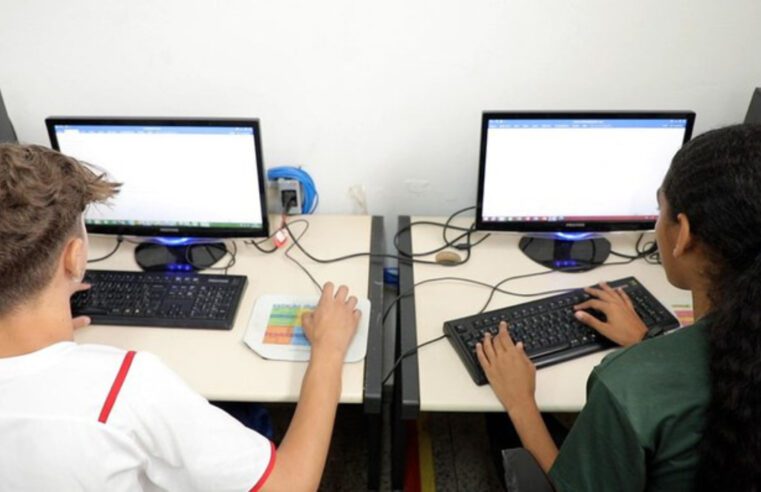📡👩🏿‍💻 Programa vai garantir conectividade nas quase 140 mil escolas públicas do Brasil