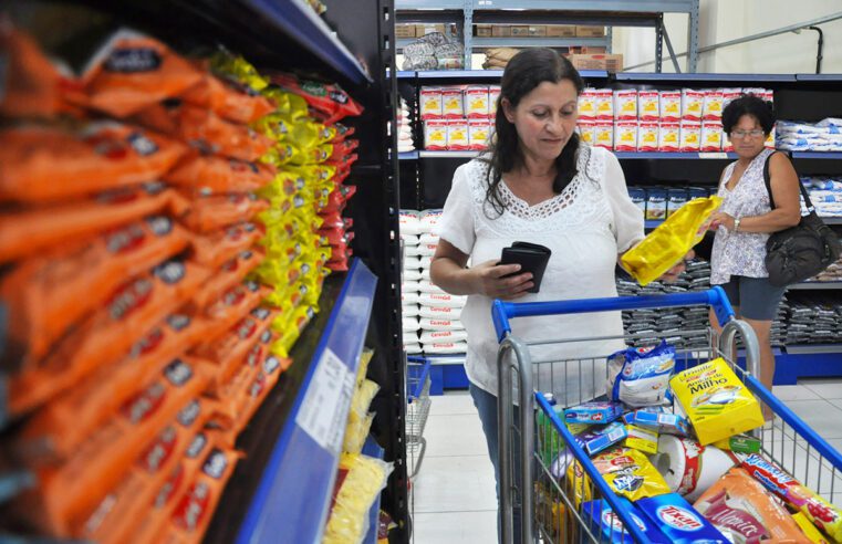 🛒 Preço dos alimentos cai mais no Brasil do que no restante do mundo