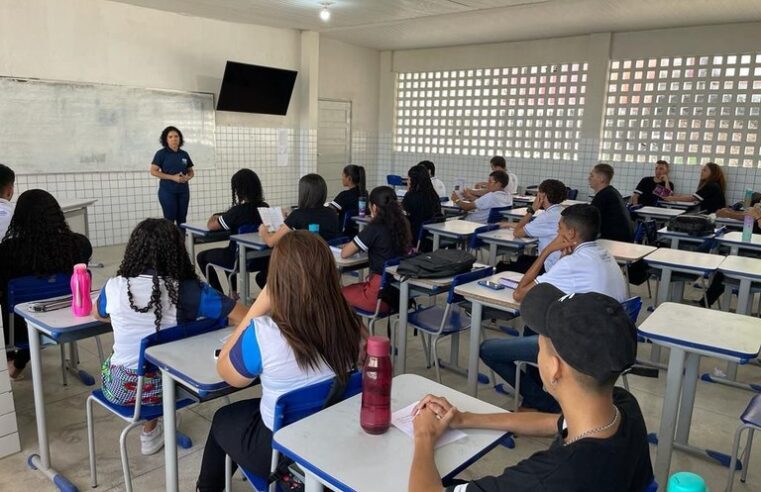|👩🏽‍🏫 Professora da rede estadual de ensino da Paraíba vence prêmio nacional Educador Nota 10