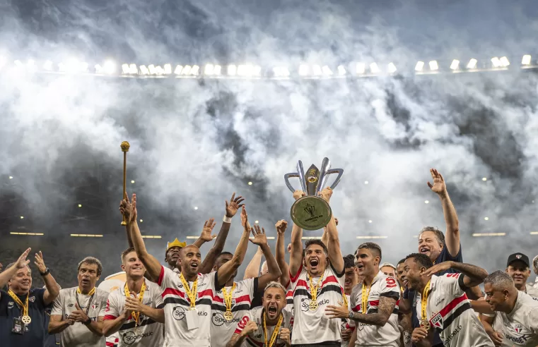 |🏆 São Paulo ‘zera’ títulos com conquista da Supercopa e é o 1º ‘campeão de tudo’ no Brasil