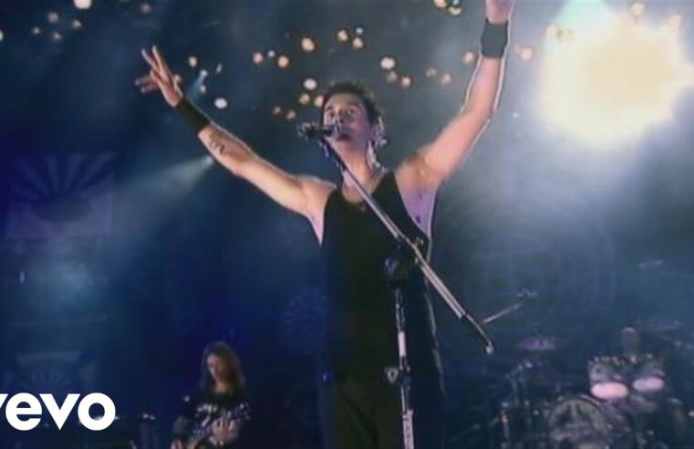 |🤘🤬 Capital Inicial critica ‘PEC da Impunidade’ em defesa da democracia durante The Town