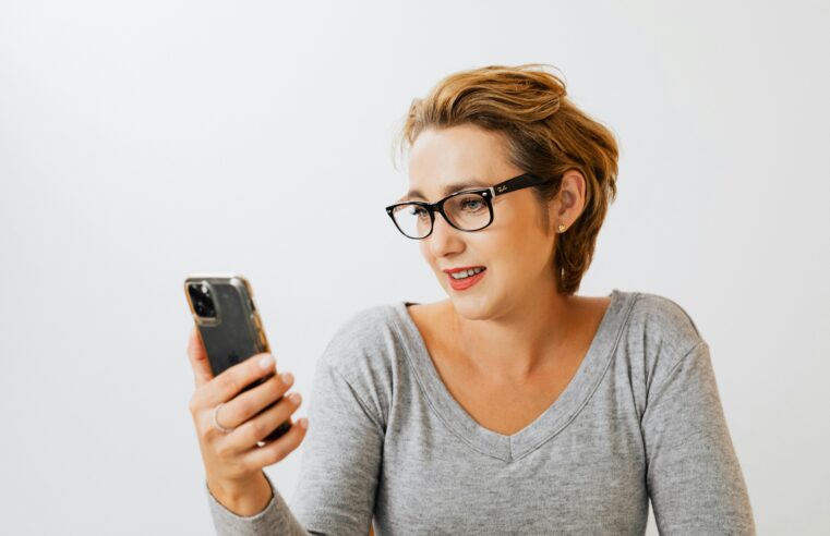 |🤳 Novelinha vertical: saiba tudo sobre a nova aposta feita para ser assistida através do celular