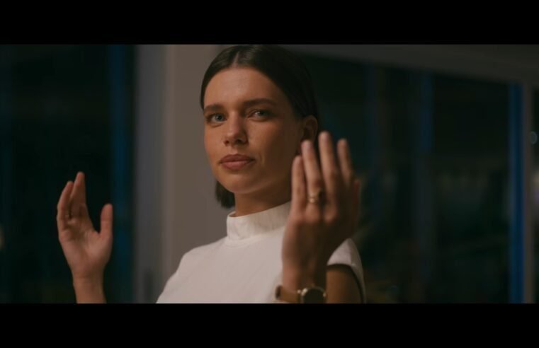|🎬 Filme ‘Virtuosas’, com Bruna Linzmayer, satiriza movimento ultraconservador de mulheres